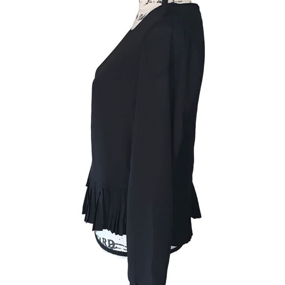 ROLYPOLY black pleated bottom blouse M - Picture 3 of 10